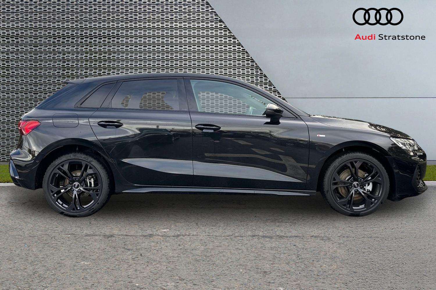 Used Audi A3 2025 for sale - 76789349: Photo 4