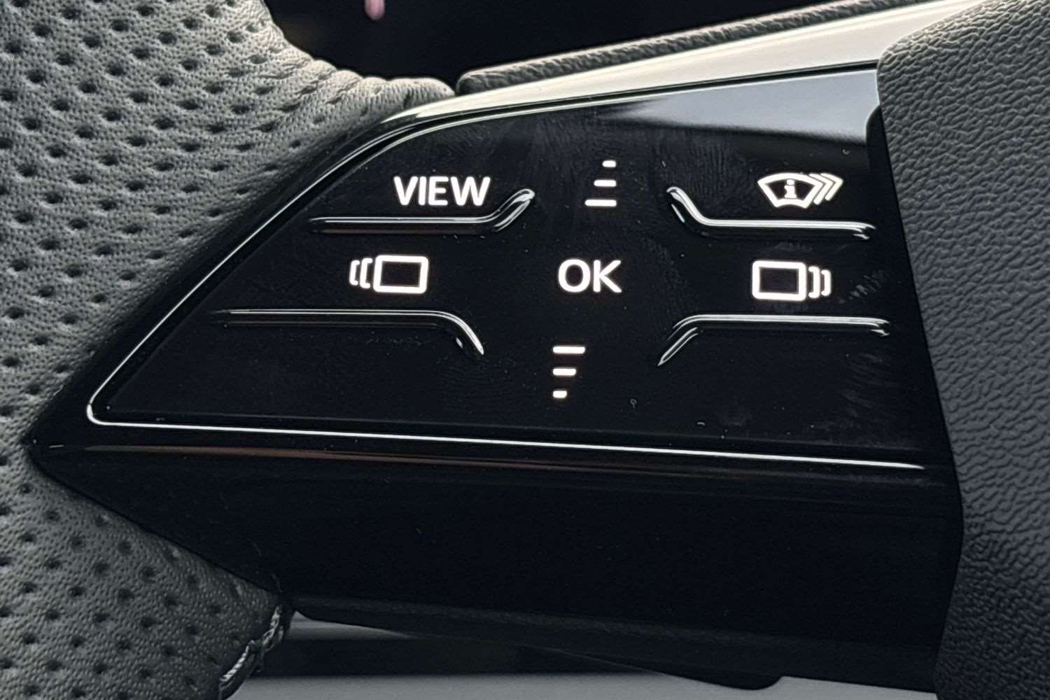 Used Audi Q6 e-tron 2025 for sale - 78010239: Photo 16