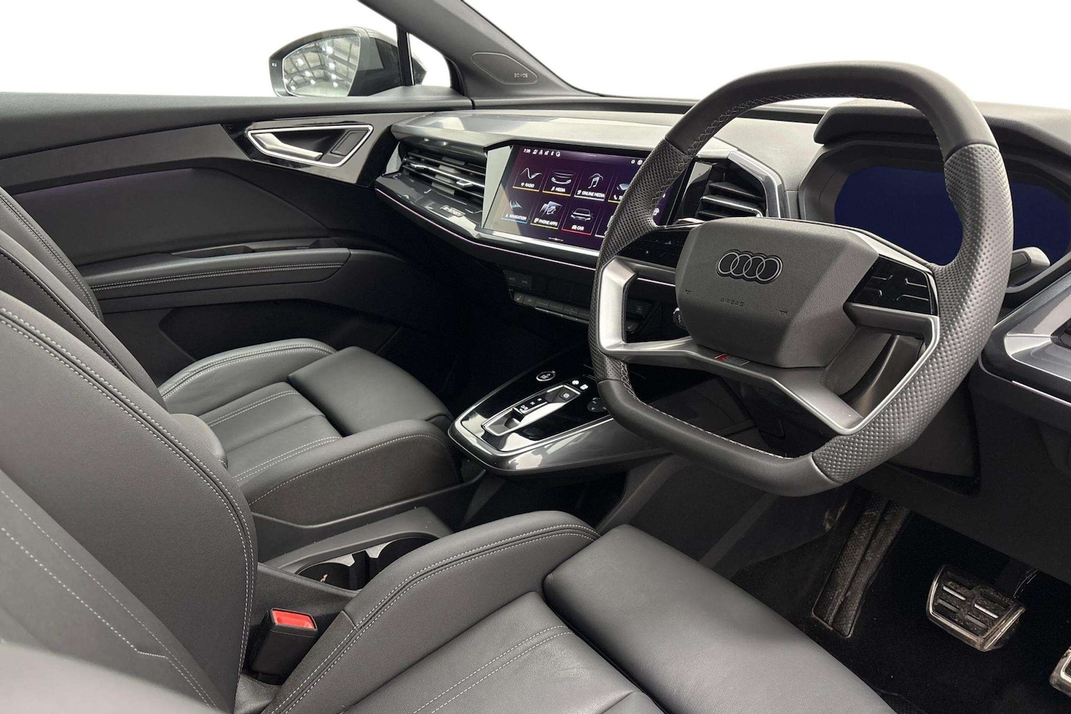 Used Audi Q4 e-tron 2025 for sale - 77206385: Photo 6
