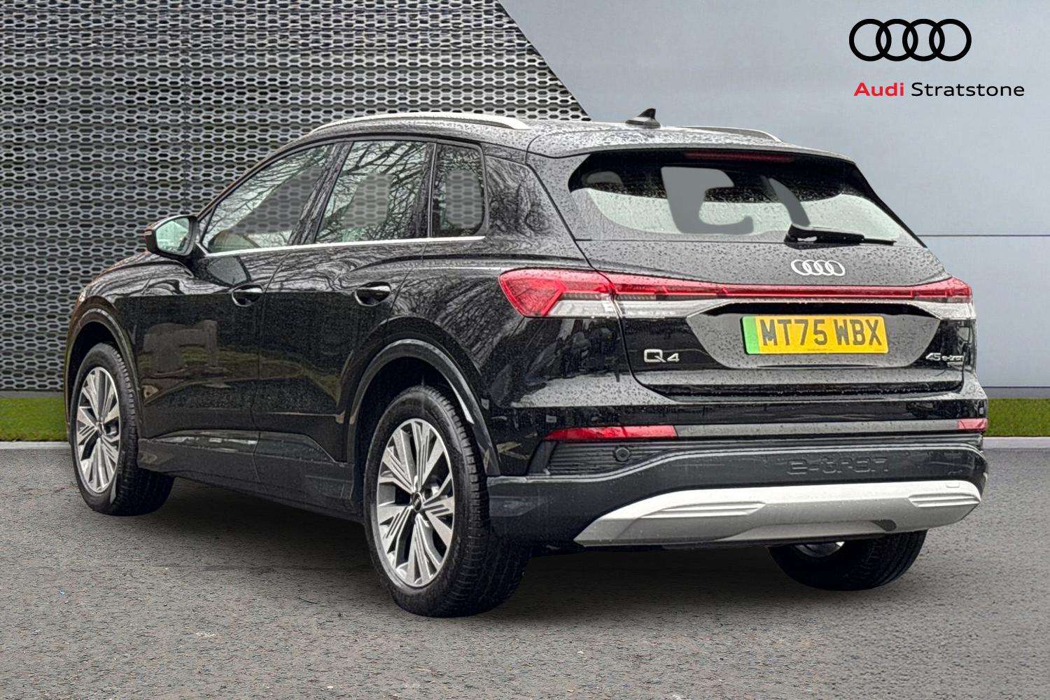 Used Audi Q4 e-tron 2025 for sale - 77361242: Photo 3