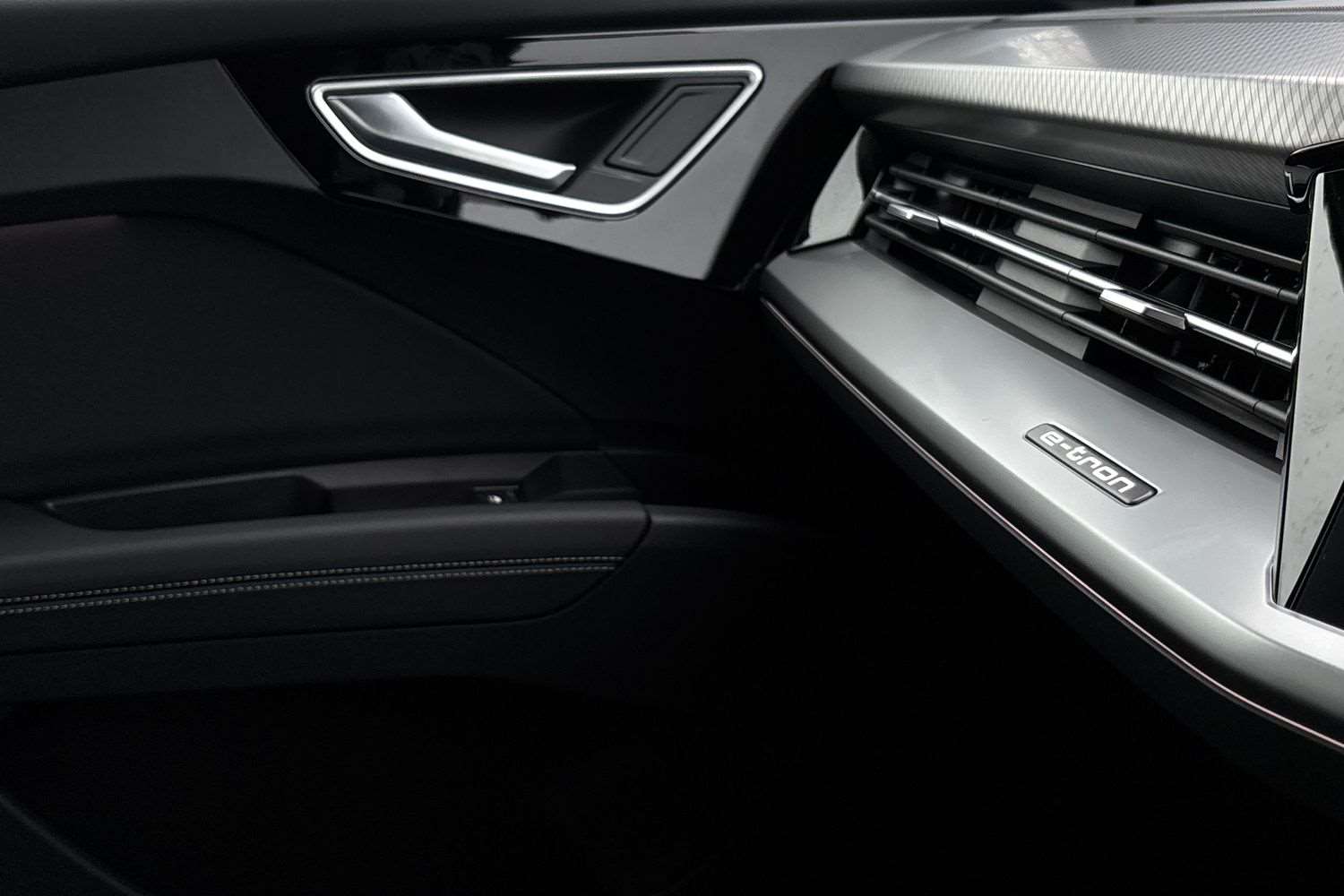 Used Audi Q4 e-tron 2025 for sale - 77361242: Photo 35