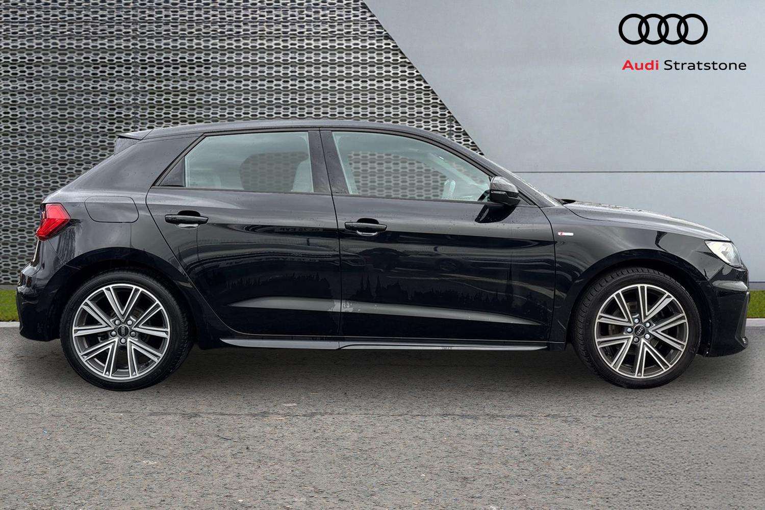 Used Audi A1 2023 for sale - 77649102: Photo 4
