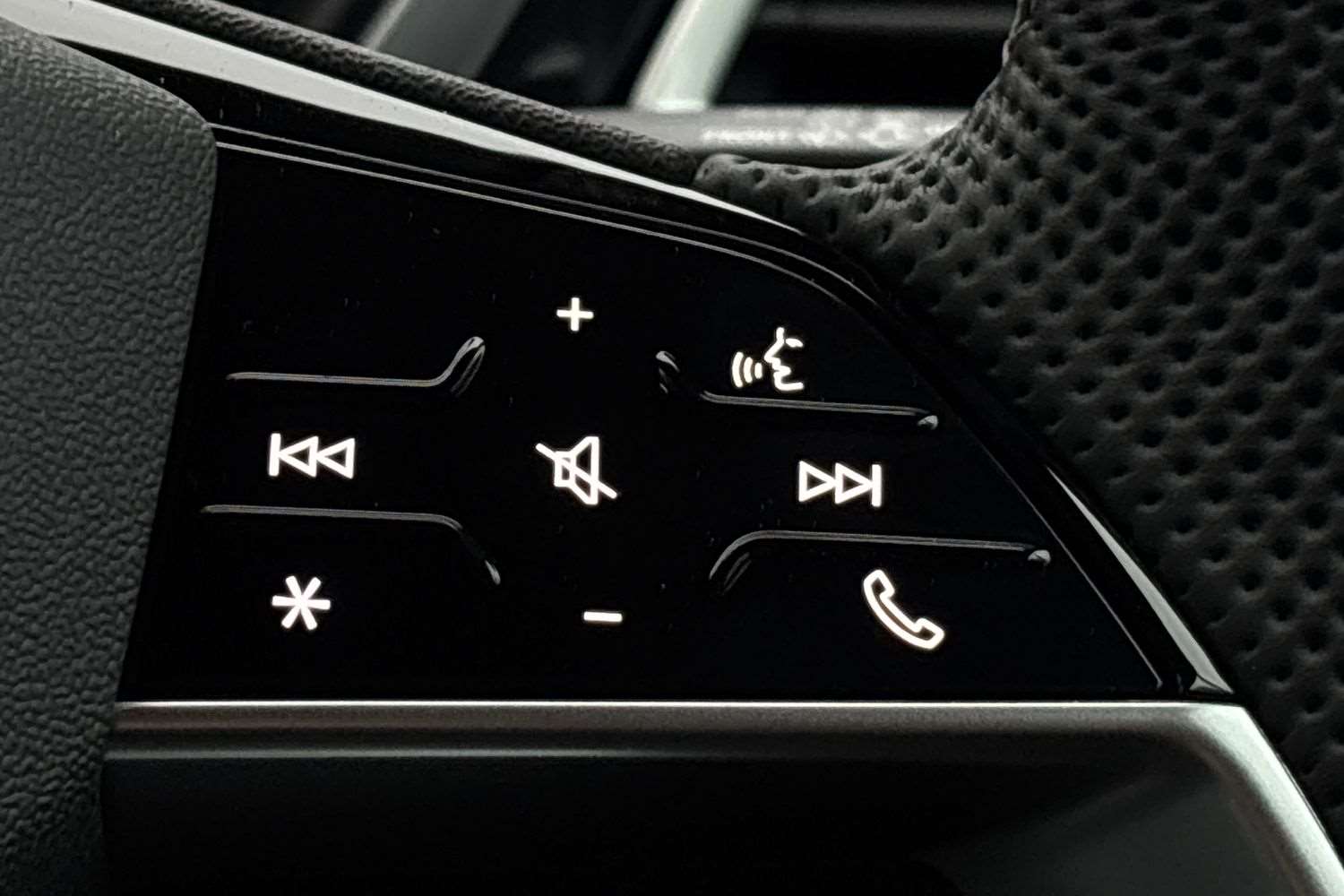 Used Audi Q4 e-tron 2025 for sale - 78010387: Photo 17