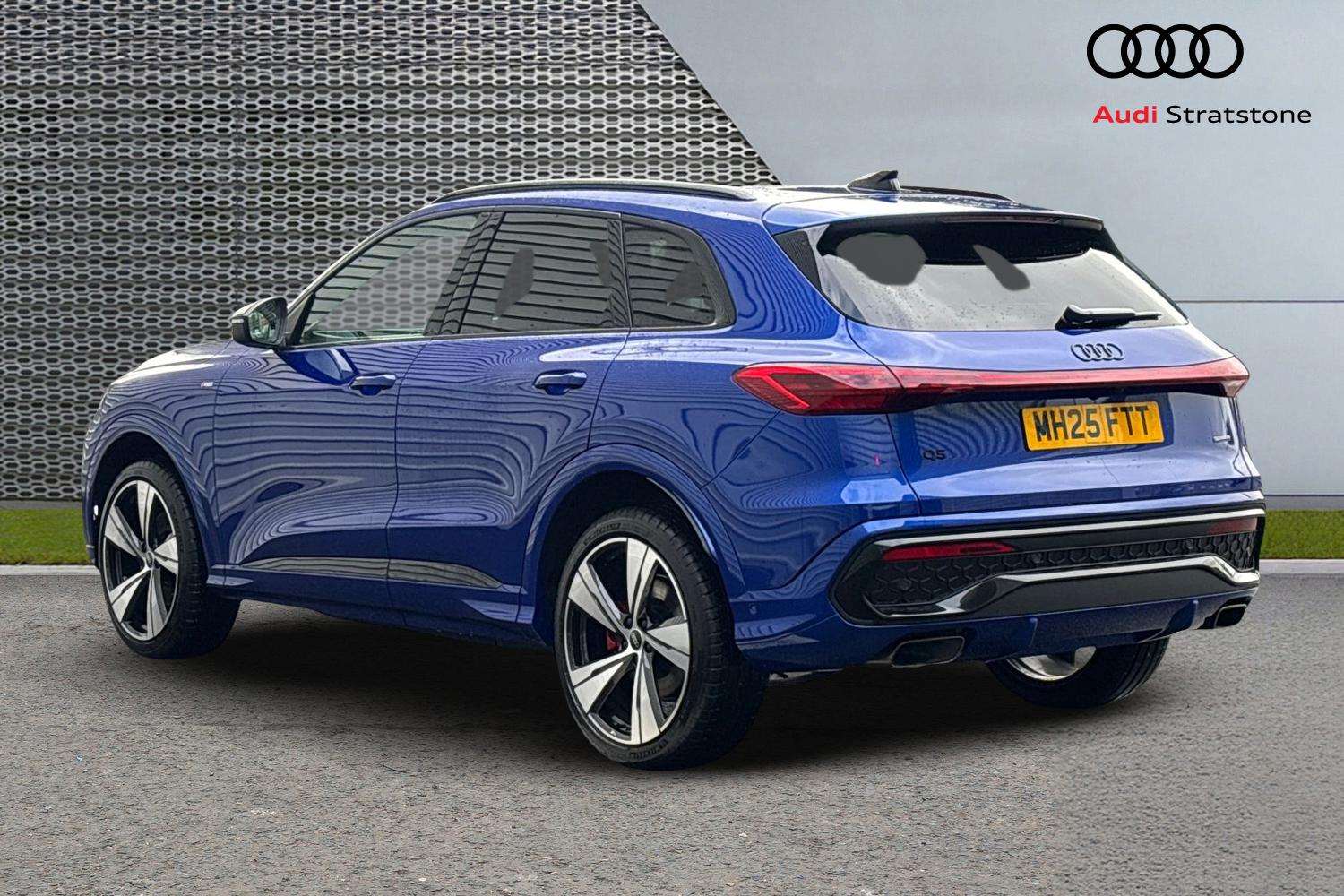 Used Audi Q5 2025 for sale - 77389848: Photo 3