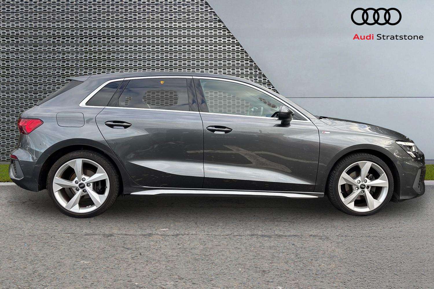 Used Audi A3 2023 for sale - 76390584: Photo 4