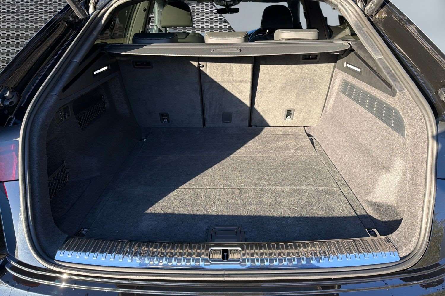 Used Audi Q8 for sale - 76761135: Photo 13