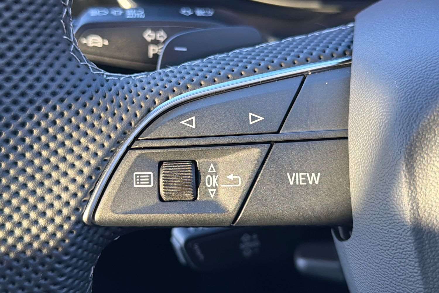 Used Audi Q8 for sale - 76761135: Photo 16