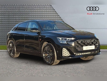 Audi - Q8