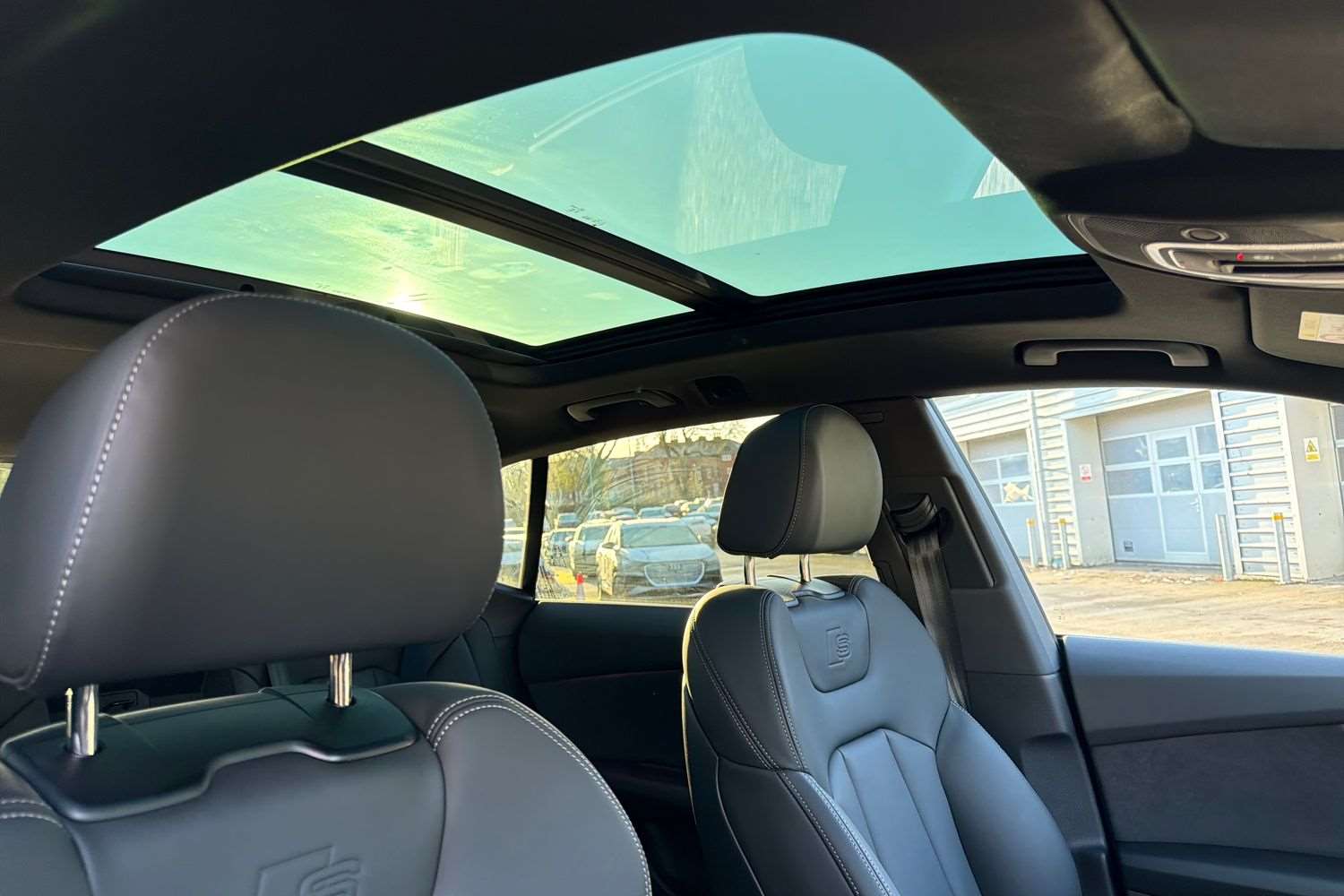 Used Audi Q8 for sale - 76761135: Photo 31