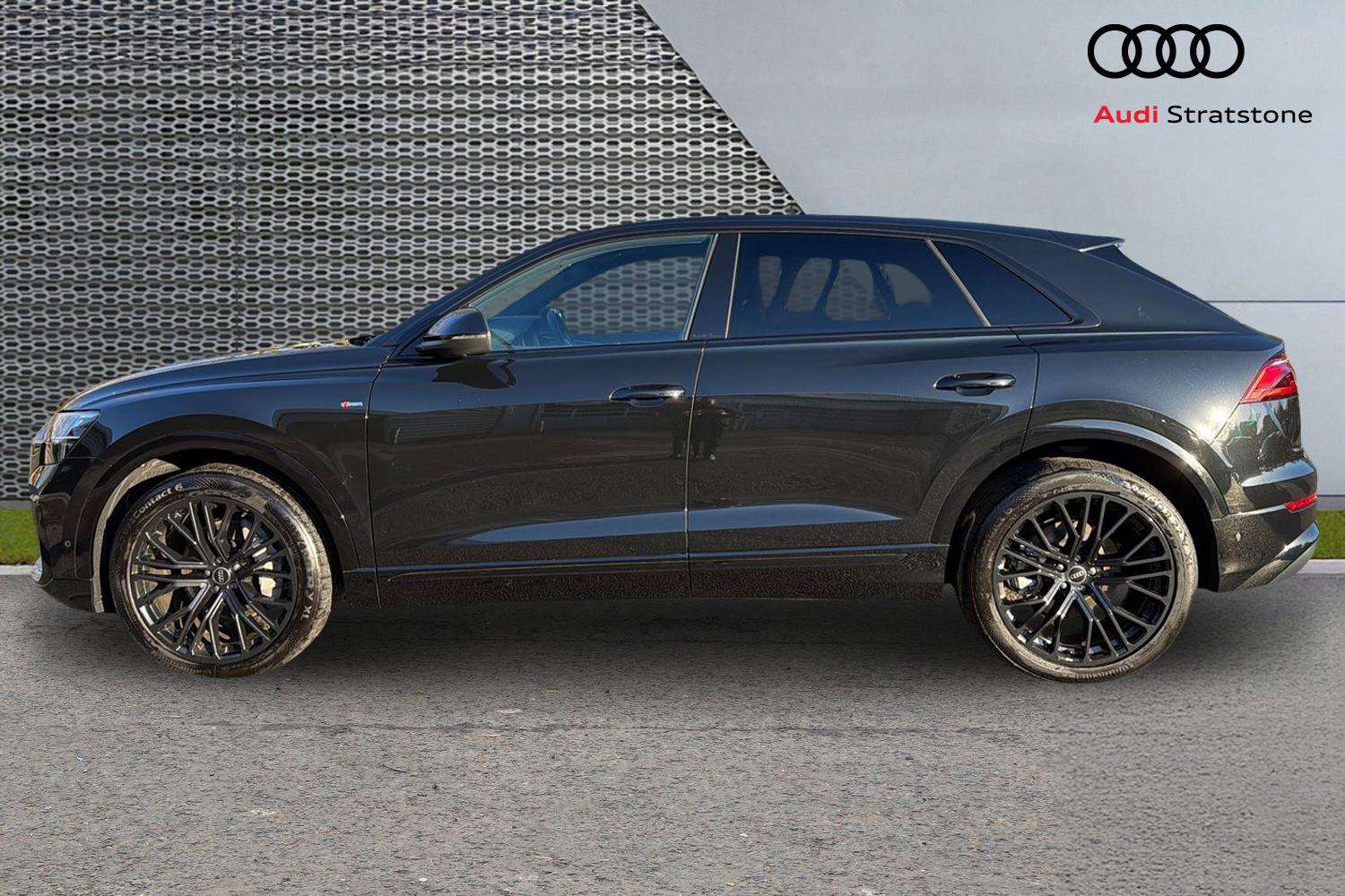 Used Audi Q8 for sale - 76761135: Photo 8
