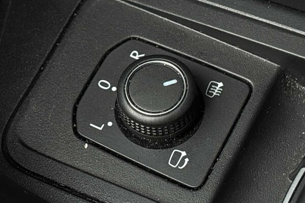 Used Volkswagen T-Roc 2023 for sale - 75523043: Photo 20