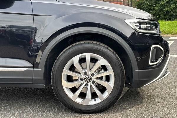 Used Volkswagen T-Roc 2023 for sale - 75523043: Photo 5