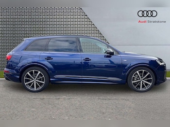 Used Audi Q7 2023 for sale - 79524113: Photo