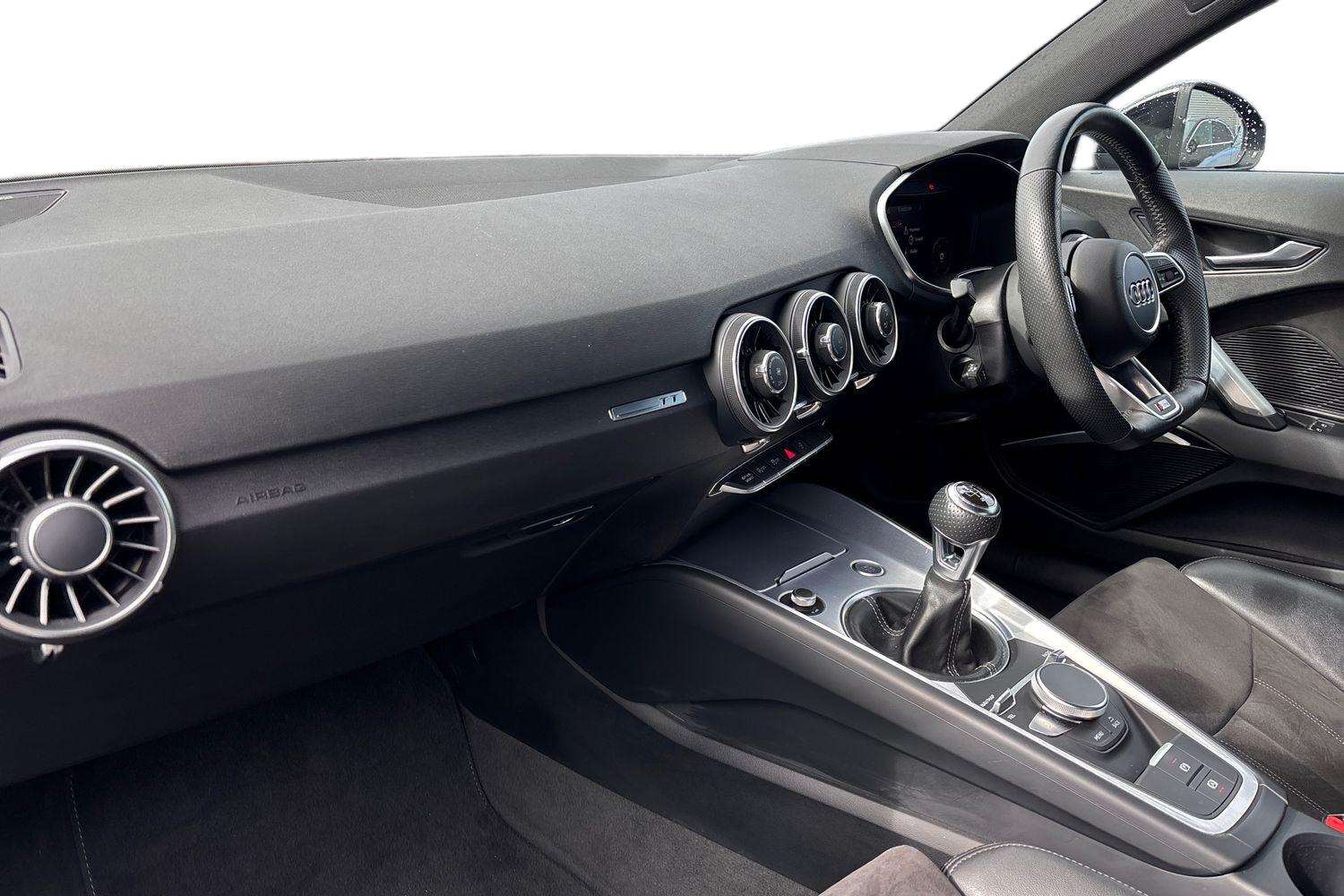 Used Audi TT 2018 for sale - 78076905: Photo 2