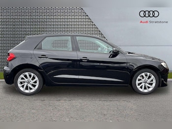 Used Audi A1 2023 for sale - 77615504: Photo