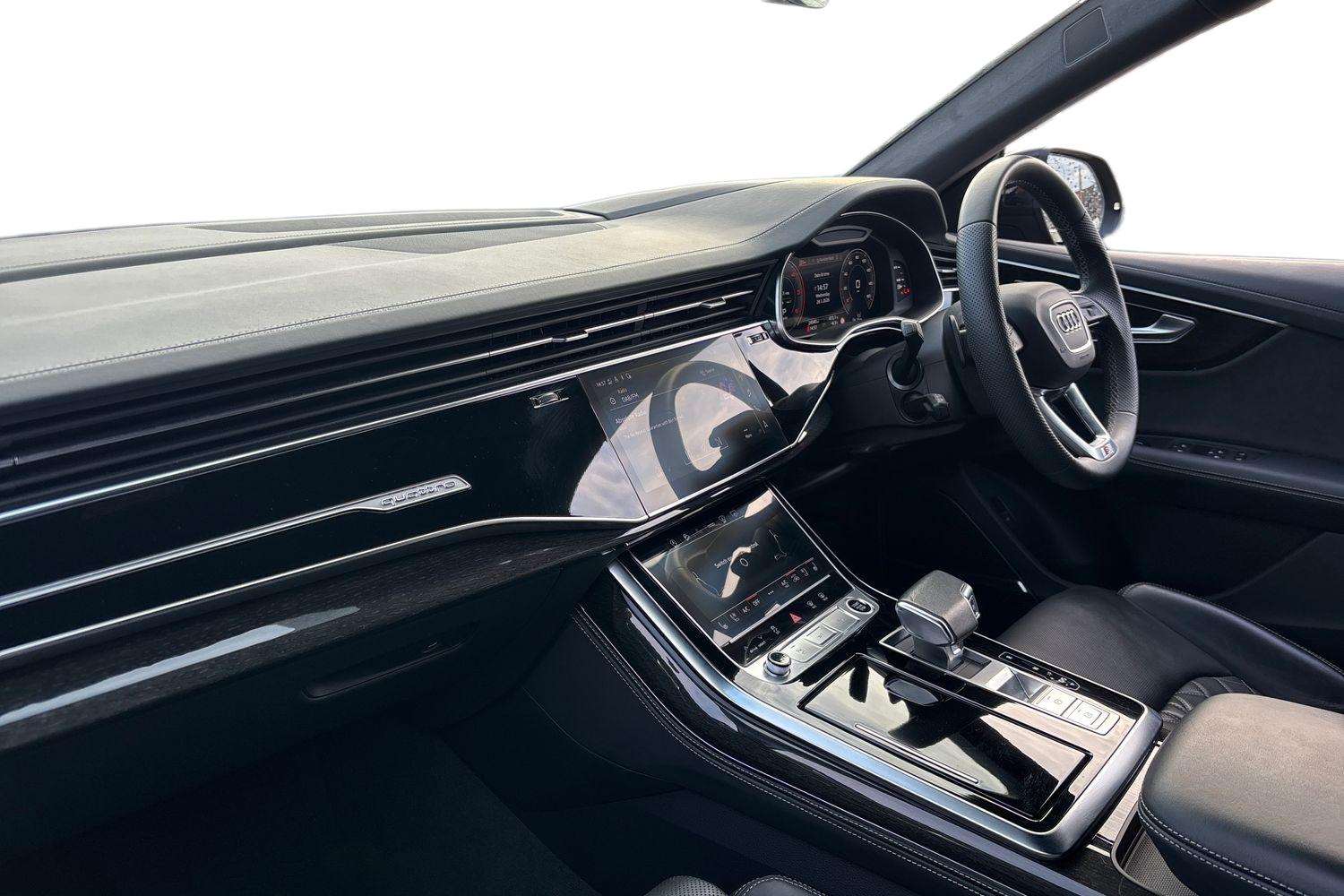 Used Audi Q8 2023 for sale - 77361422: Photo 2