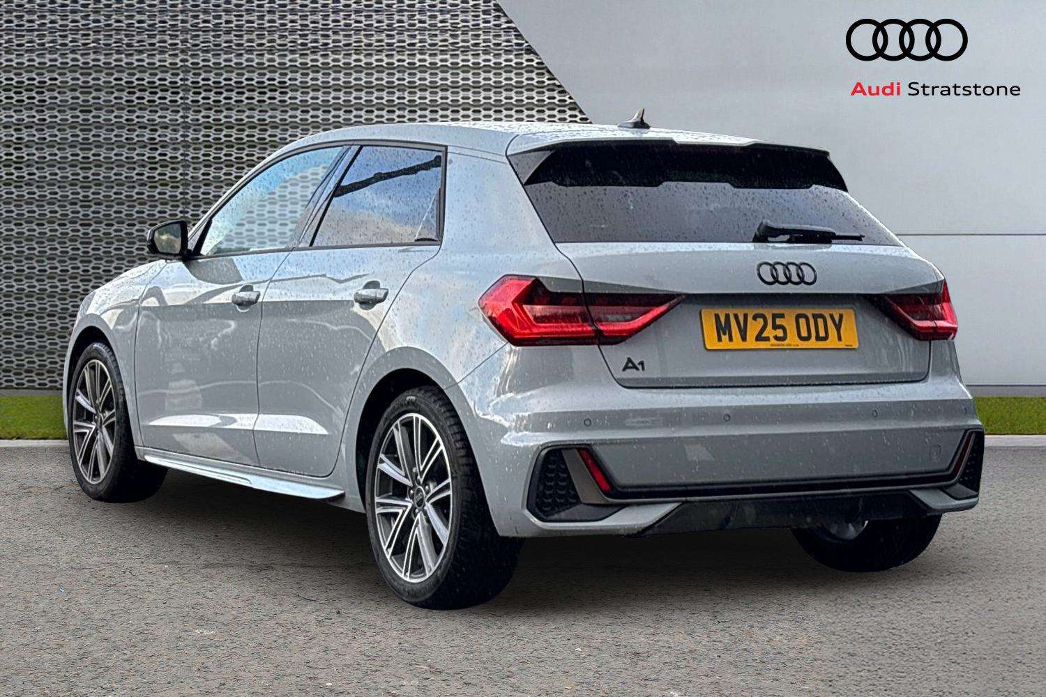 Used Audi A1 2025 for sale - 76373760: Photo 3