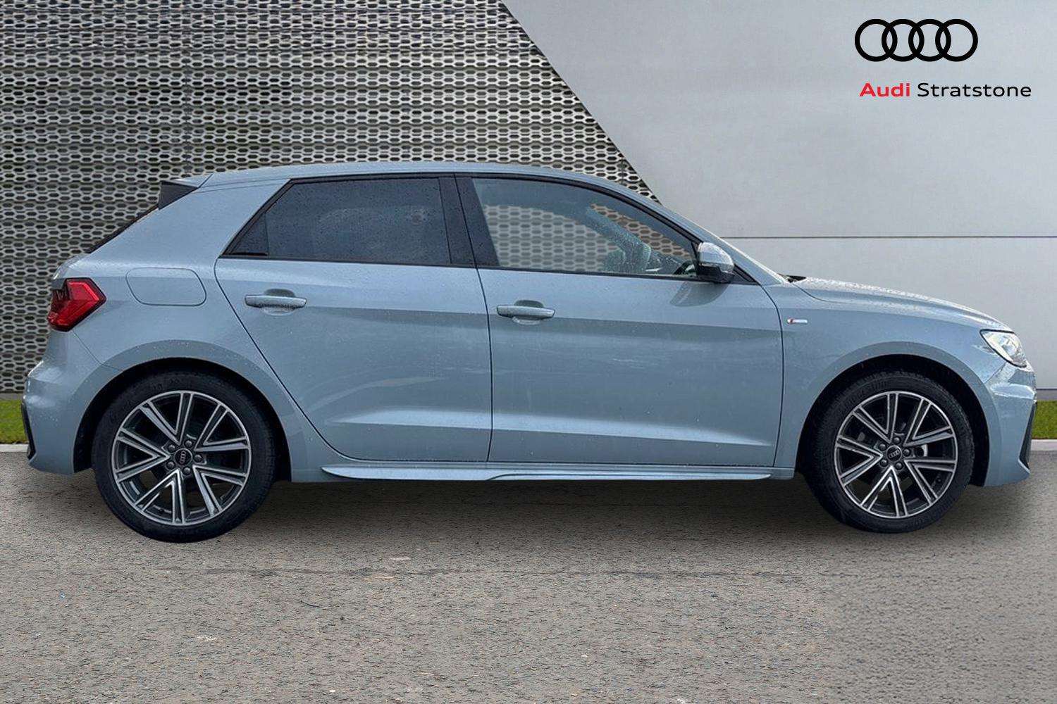 Used Audi A1 2025 for sale - 76373760: Photo 4