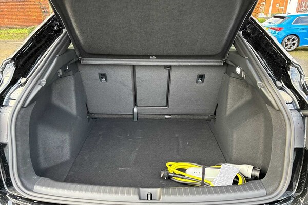 Used Audi Q4 e-tron 2024 for sale - 74716246: Photo 11