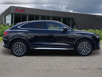 Used Audi Q3 2024 for sale - 75845957: Photo