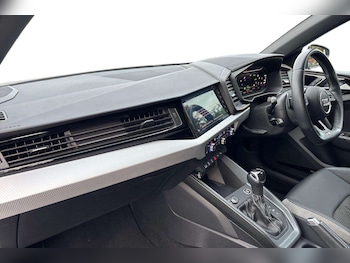 Used Audi A1 2022 for sale - 76390561: Photo