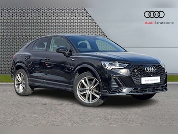 Used Audi Q3 2023 for sale - 77726665: Photo