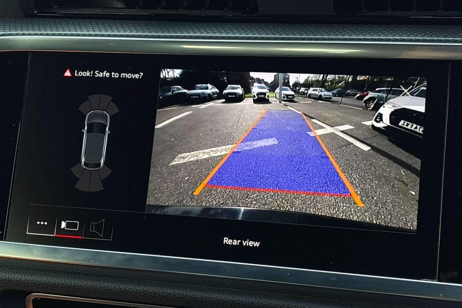 Used Audi Q3 2023 for sale - 77726665: Photo 32