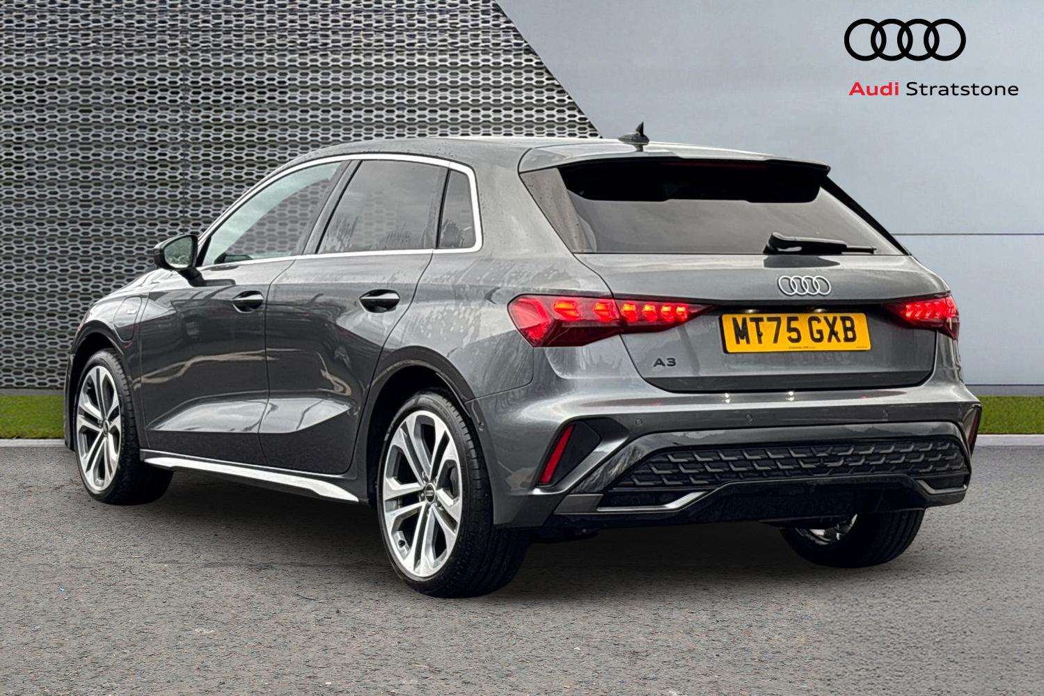 Used Audi A3 2025 for sale - 77500397: Photo 3