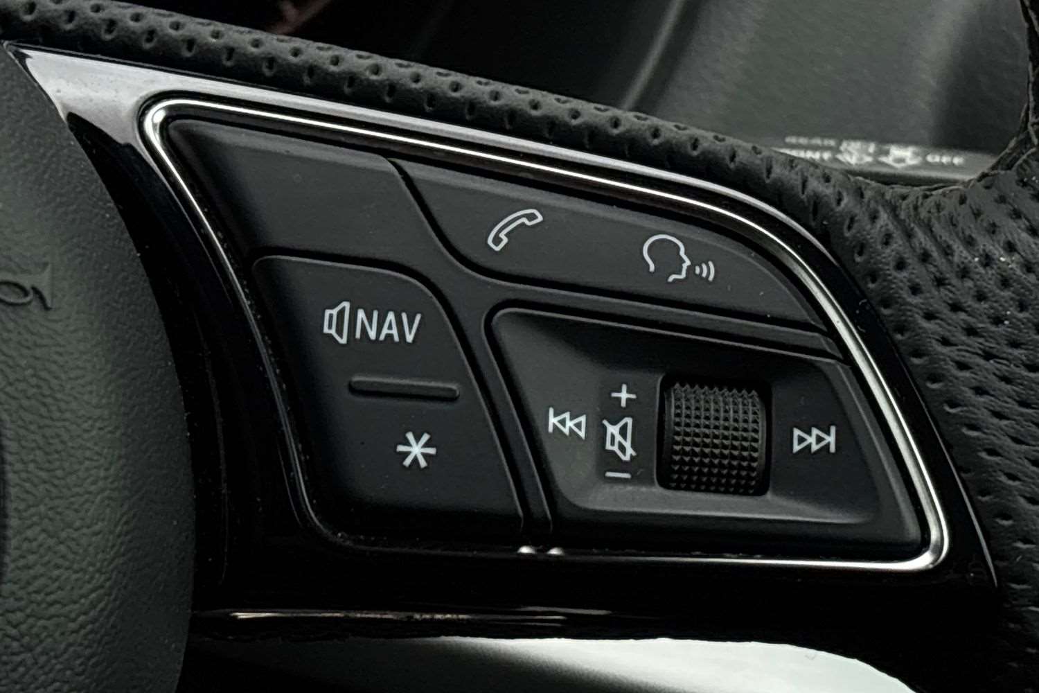 Used Audi Q2 2023 for sale - 78010171: Photo 17