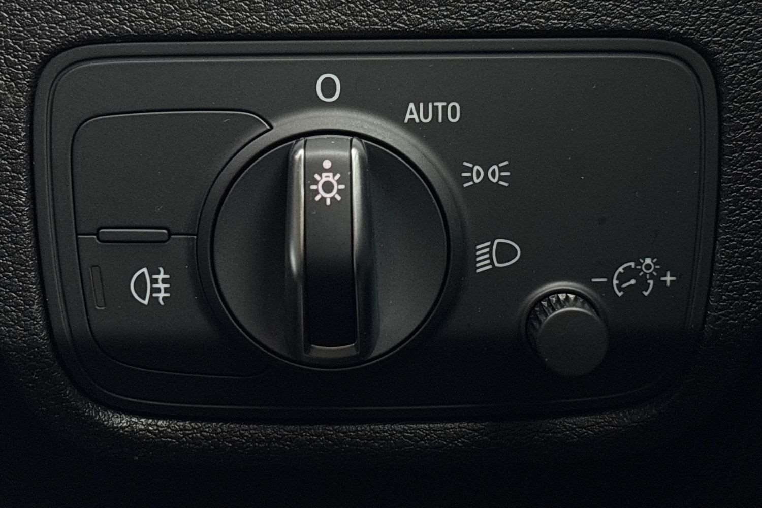 Used Audi Q2 2023 for sale - 78010171: Photo 23