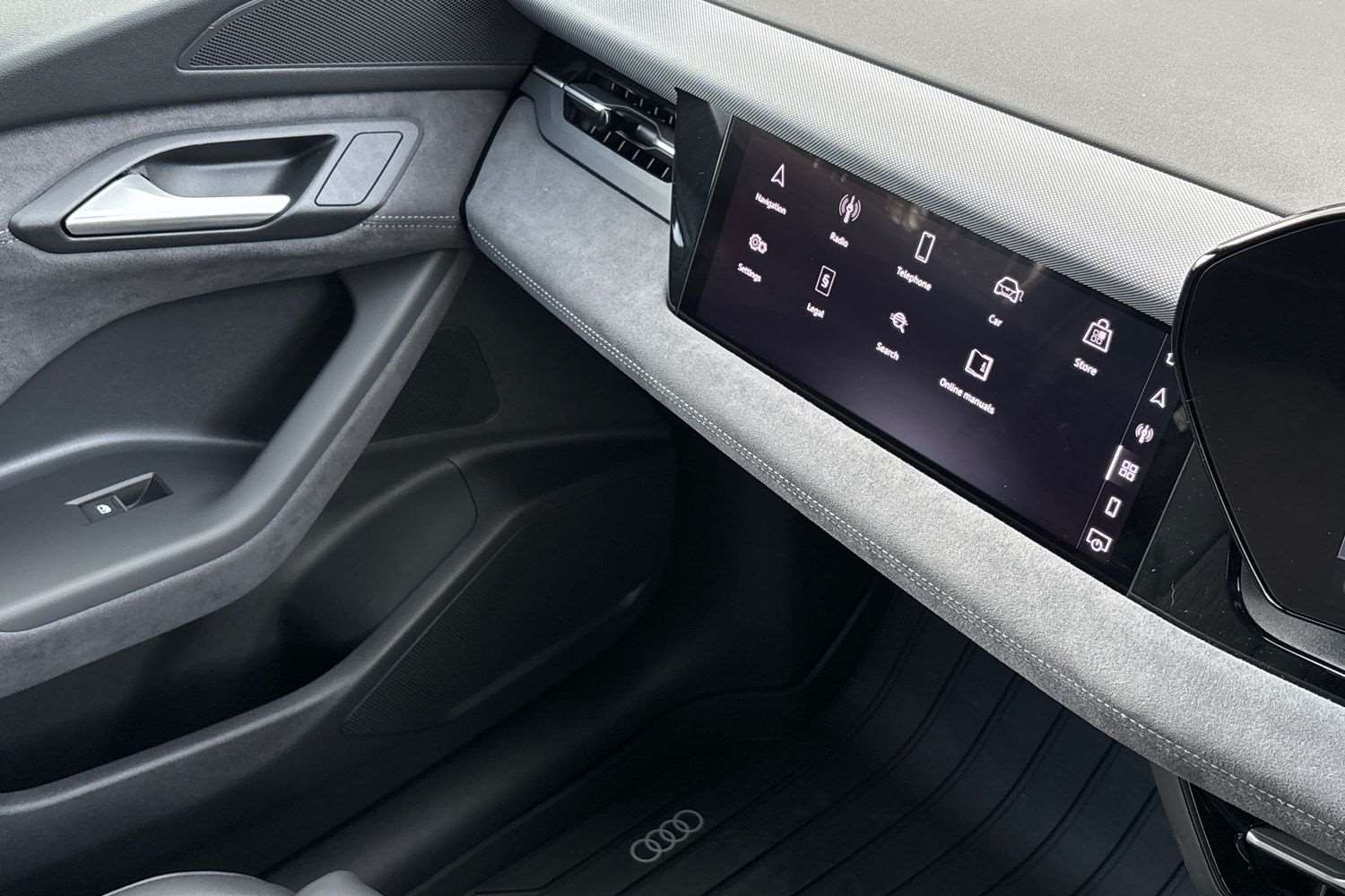 Used Audi Q6 e-tron 2025 for sale - 76955290: Photo 33