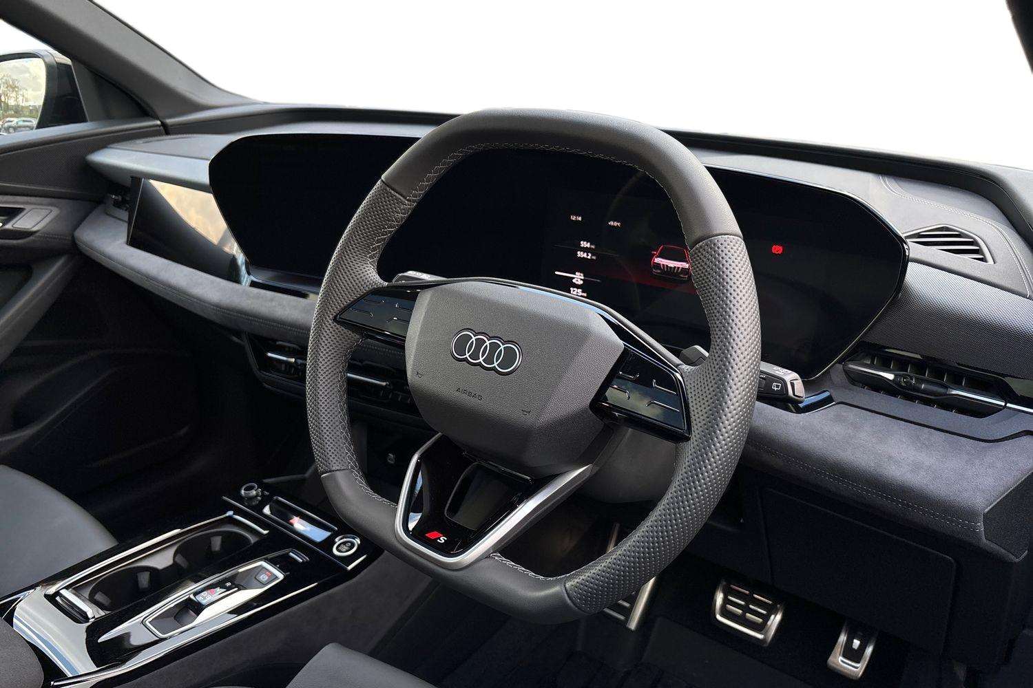 Used Audi Q6 e-tron 2025 for sale - 76955290: Photo 6