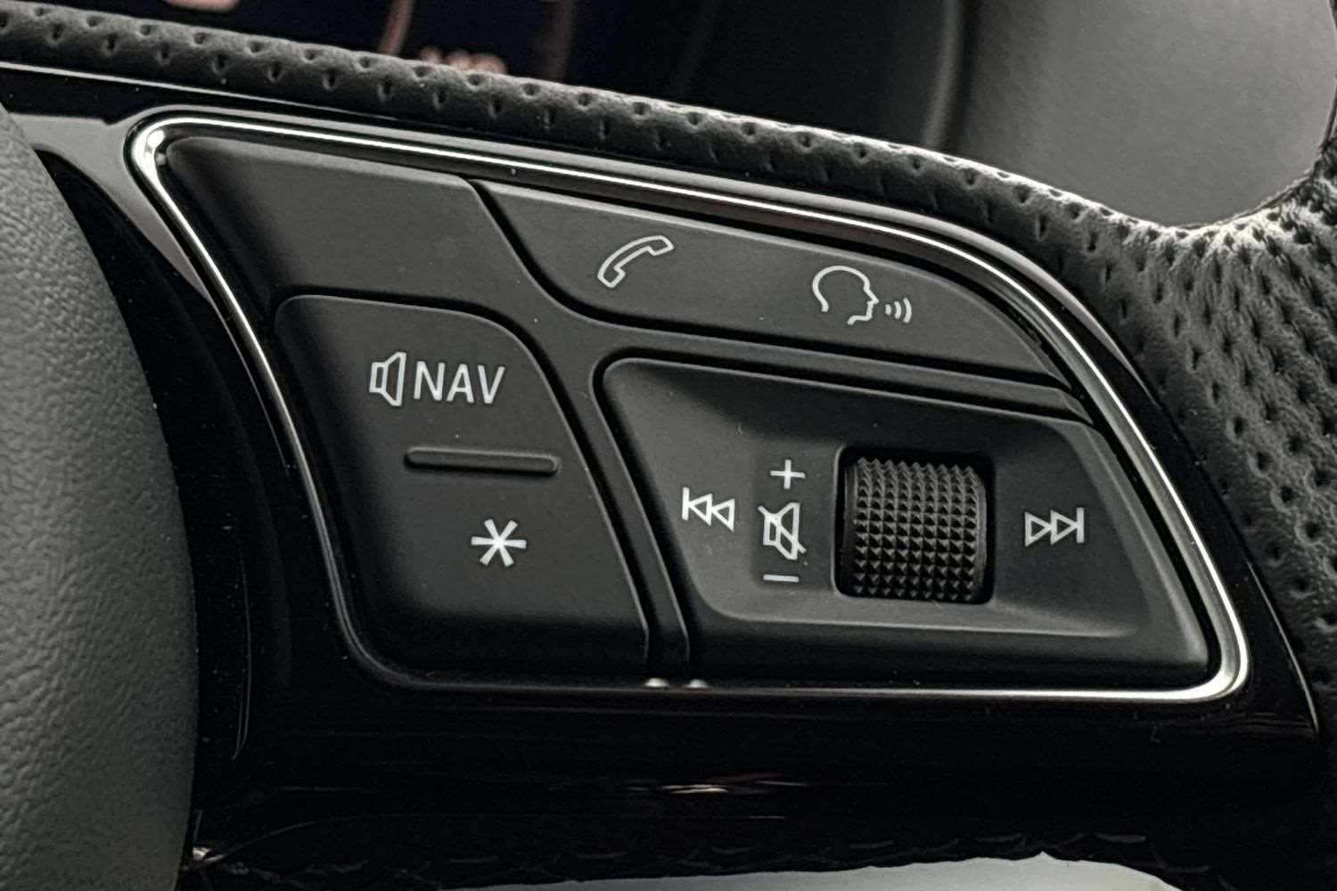 Used Audi Q2 2023 for sale - 78187849: Photo 17