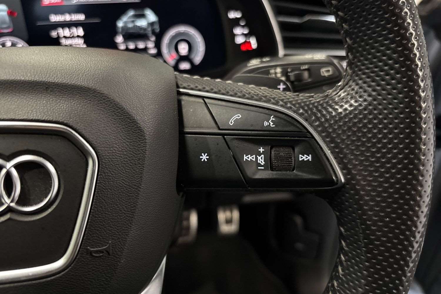 Used Audi Q8 2020 for sale - 77134809: Photo 17