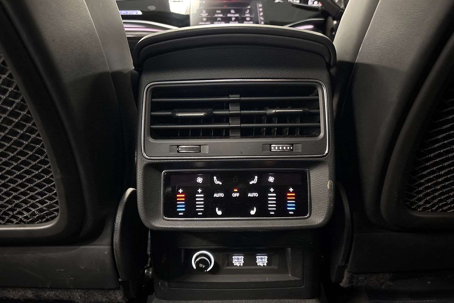 Used Audi Q8 2020 for sale - 77134809: Photo 23