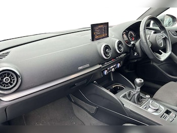 Used Audi A3 2018 for sale - 77294277: Photo