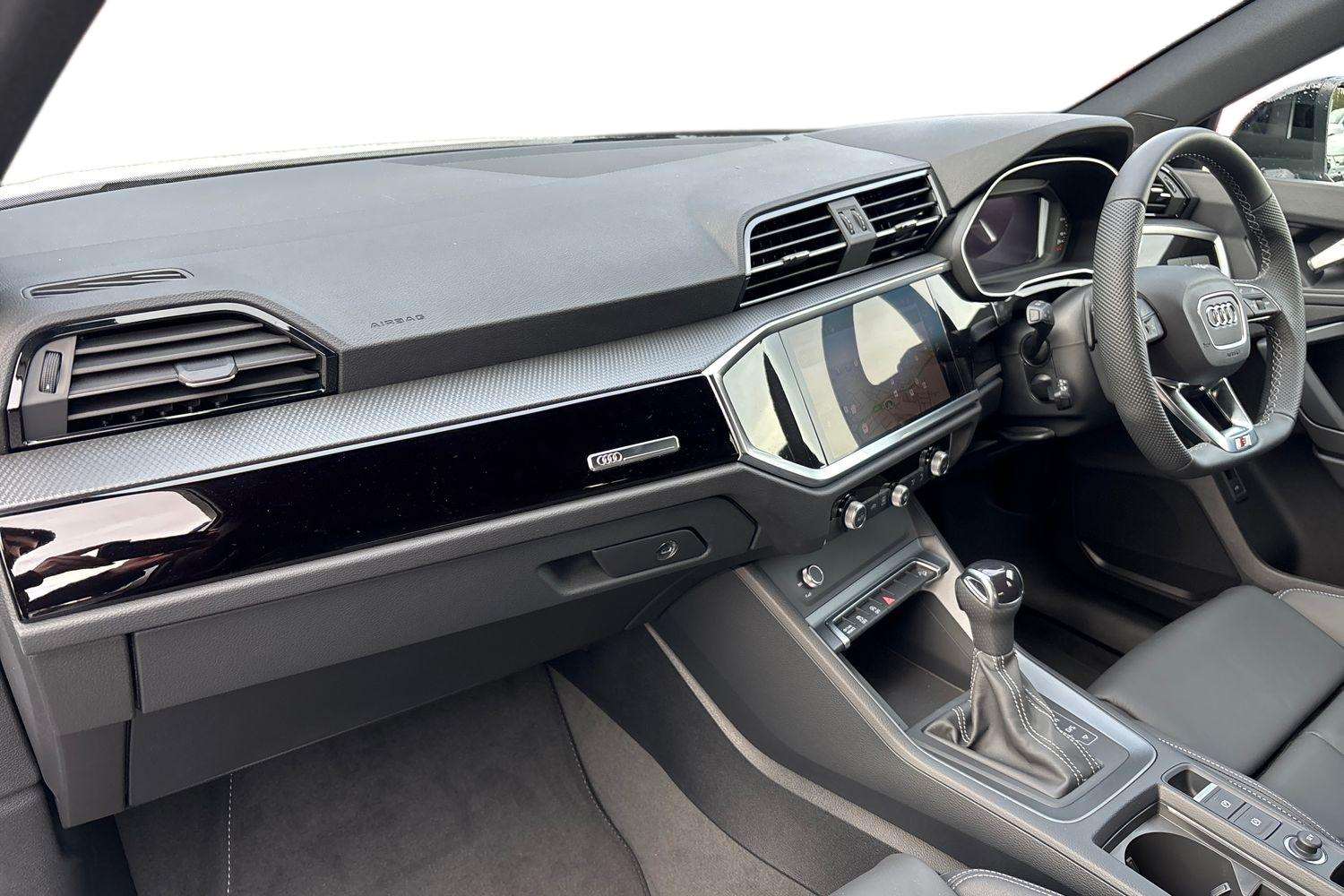 Used Audi Q3 2025 for sale - 76789229: Photo 2