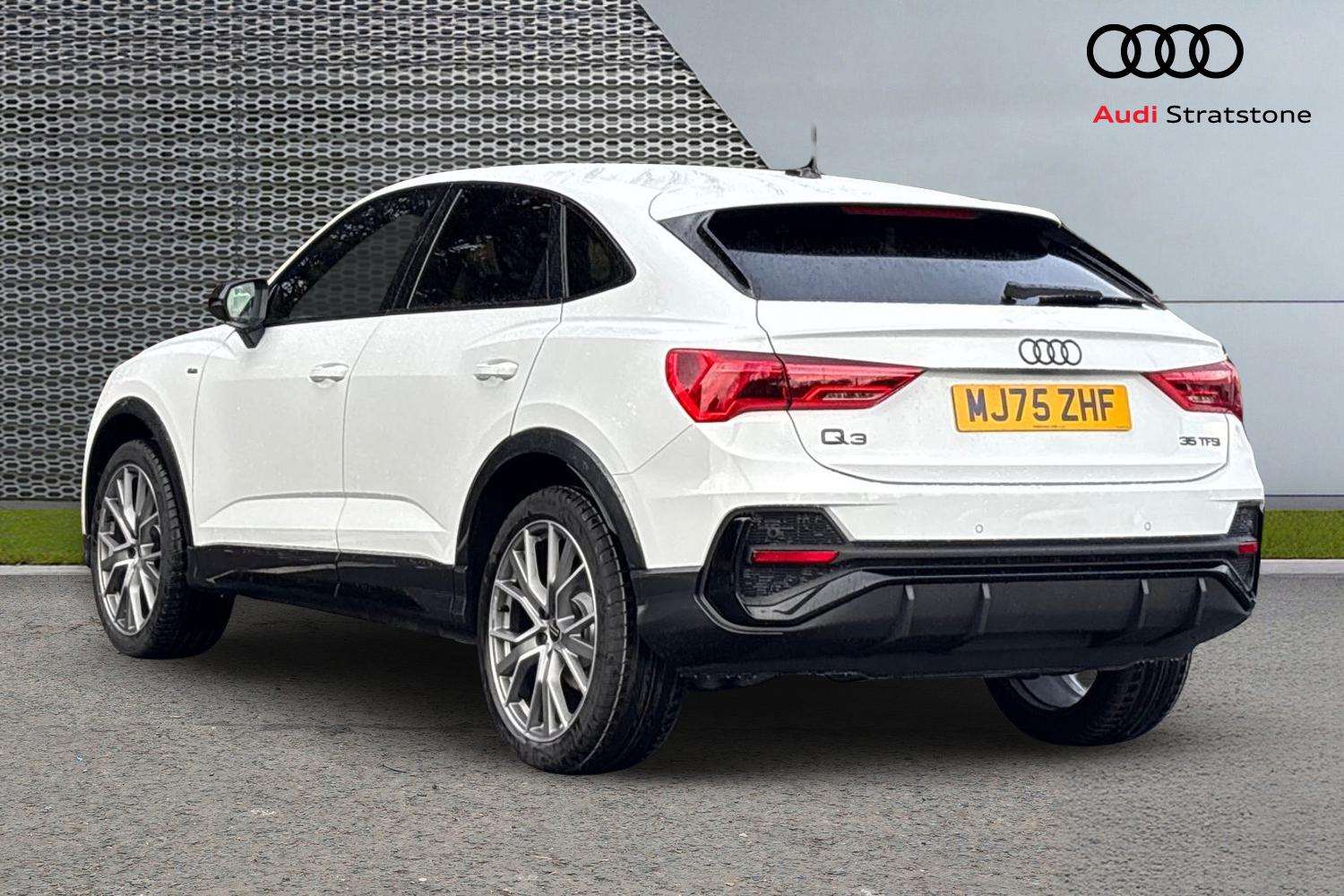 Used Audi Q3 2025 for sale - 76789229: Photo 3