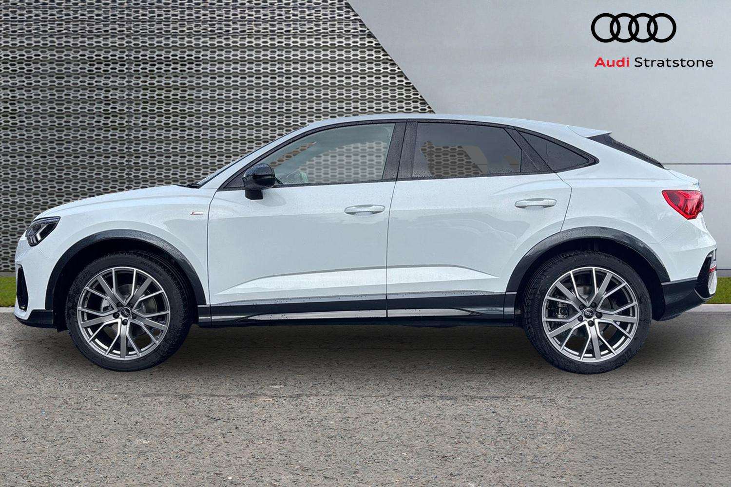 Used Audi Q3 2025 for sale - 76789229: Photo 8