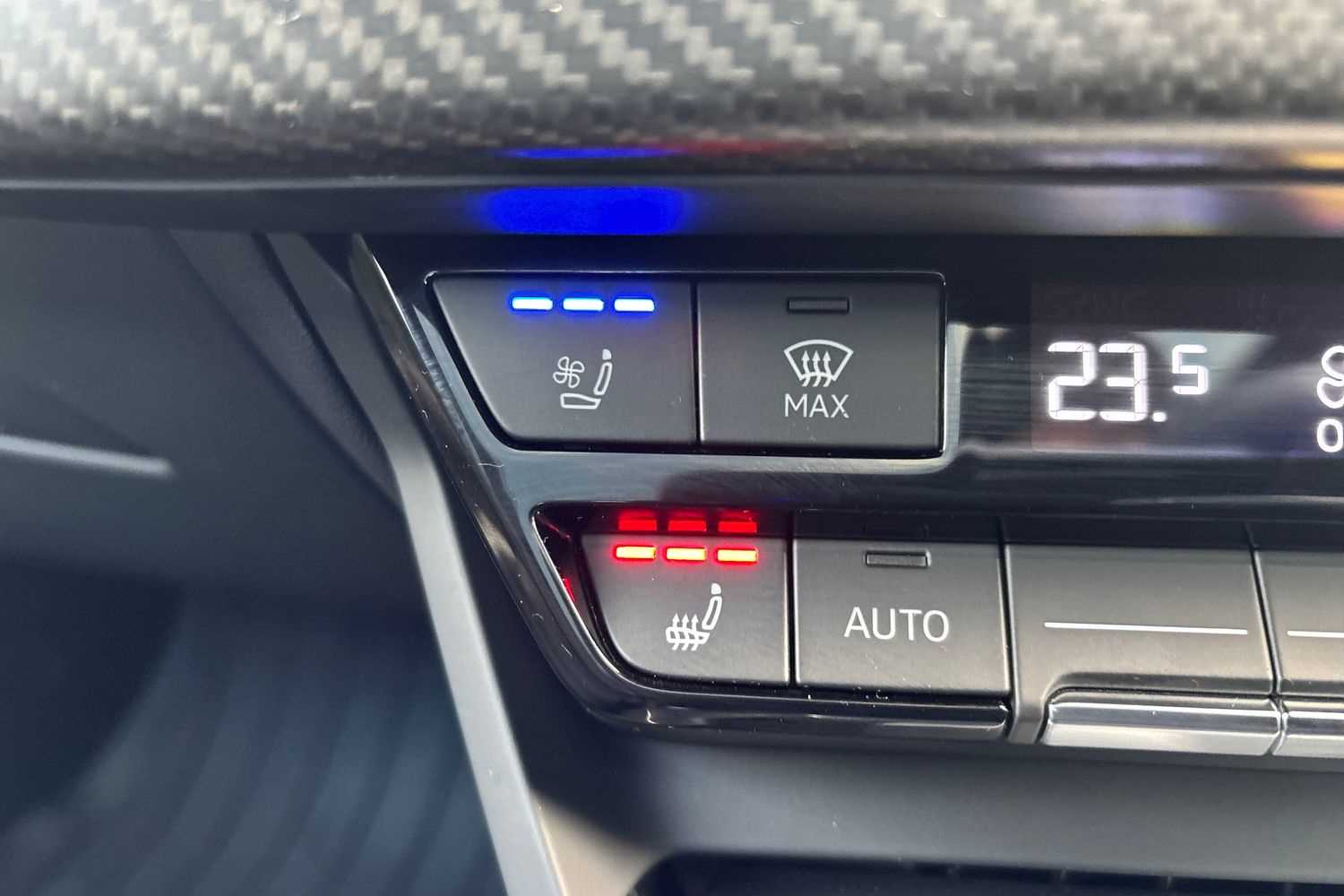 Used Audi e-tron GT 2024 for sale - 77648922: Photo 16