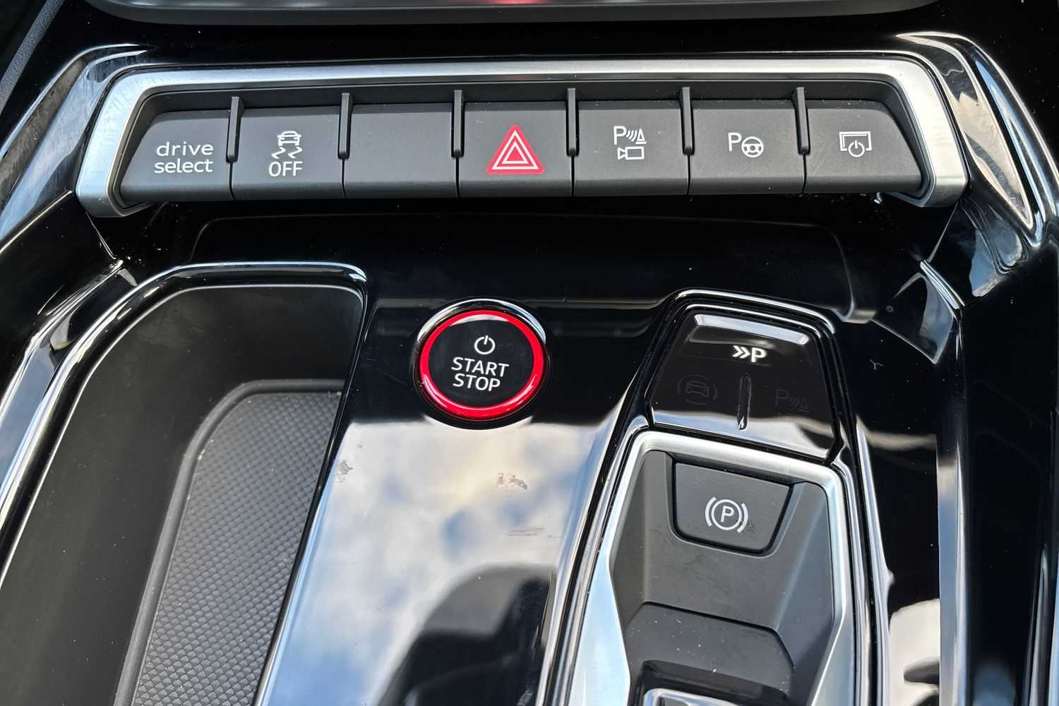 Used Audi e-tron GT 2024 for sale - 77648922: Photo 34