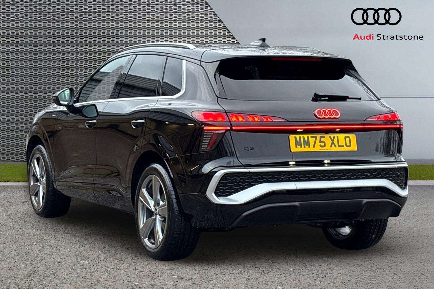 Used Audi Q3 2025 for sale - 78010007: Photo 3