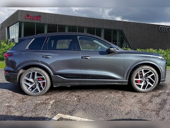 Used Audi Q6 e-tron 2024 for sale - 75167854: Photo