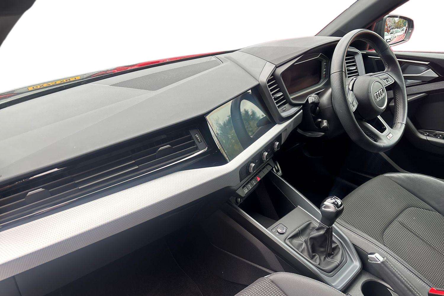 Used Audi A1 2022 for sale - 76156299: Photo 2