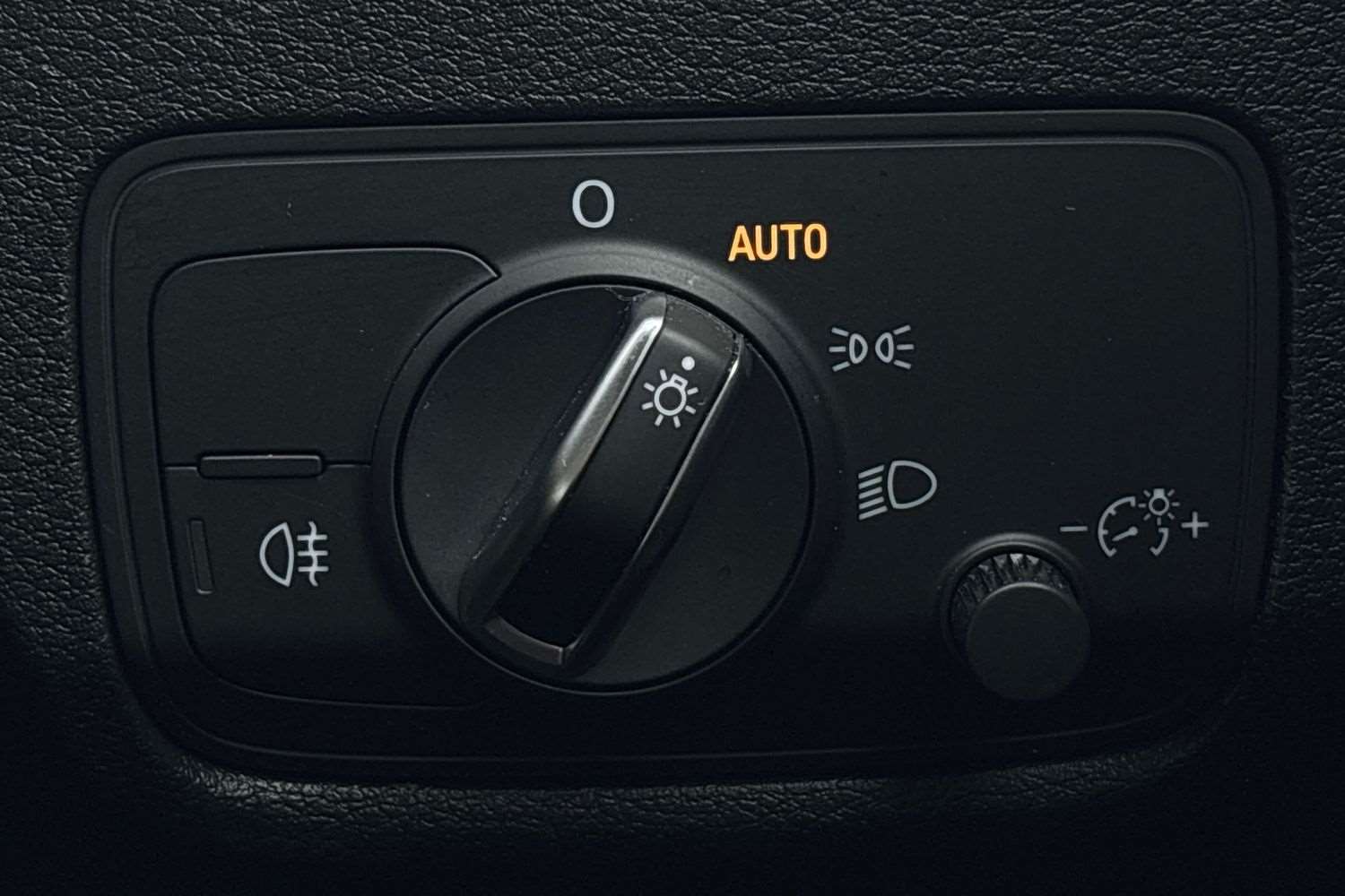 Used Audi Q2 for sale - 77397798: Photo 24