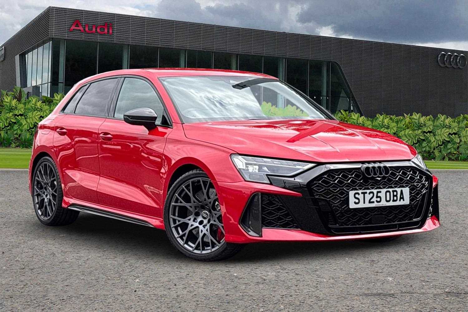 Used Audi RS3 2025 for sale - 76755280: Photo 1