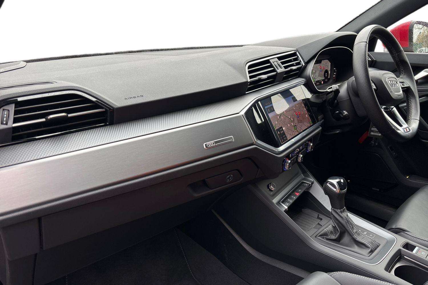 Used Audi Q3 2024 for sale - 77706742: Photo 2