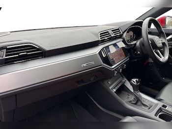 Used Audi Q3 2024 for sale - 77706742: Photo