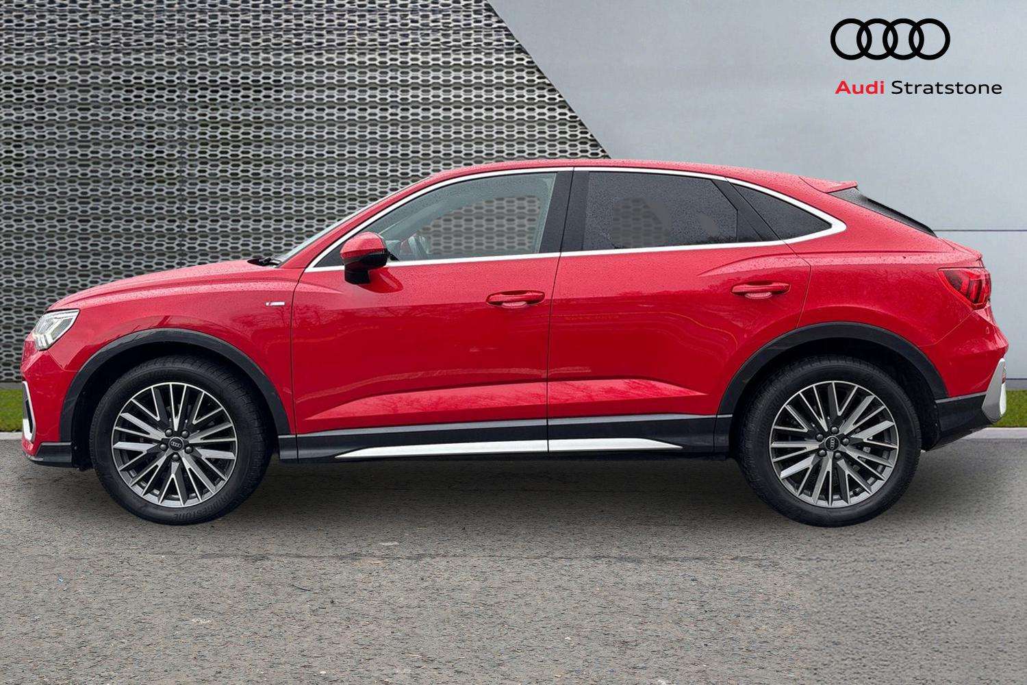 Used Audi Q3 2024 for sale - 77706742: Photo 8