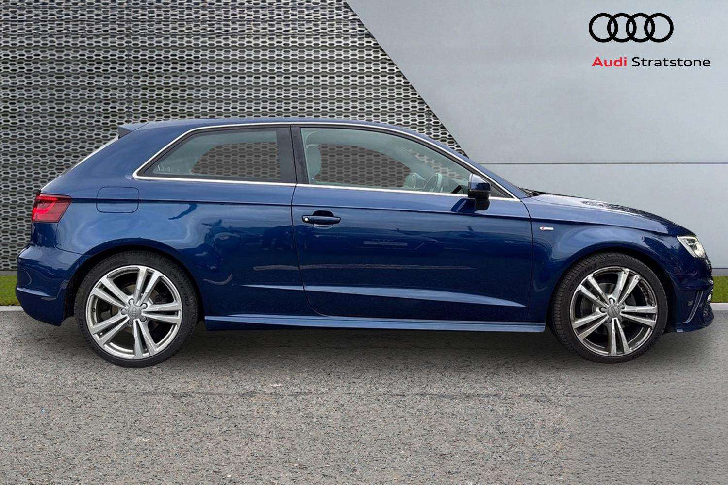 Used Audi A3 2016 for sale - 76310856: Photo 4
